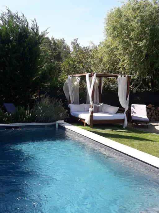Le Cabanon Tendance Du Luberon Mérindol Exterior photo
